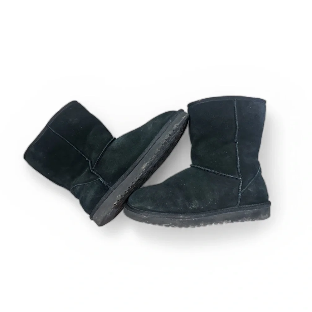 Koolaburra by UGG Women's Koola Short Boots/Black Suede/10